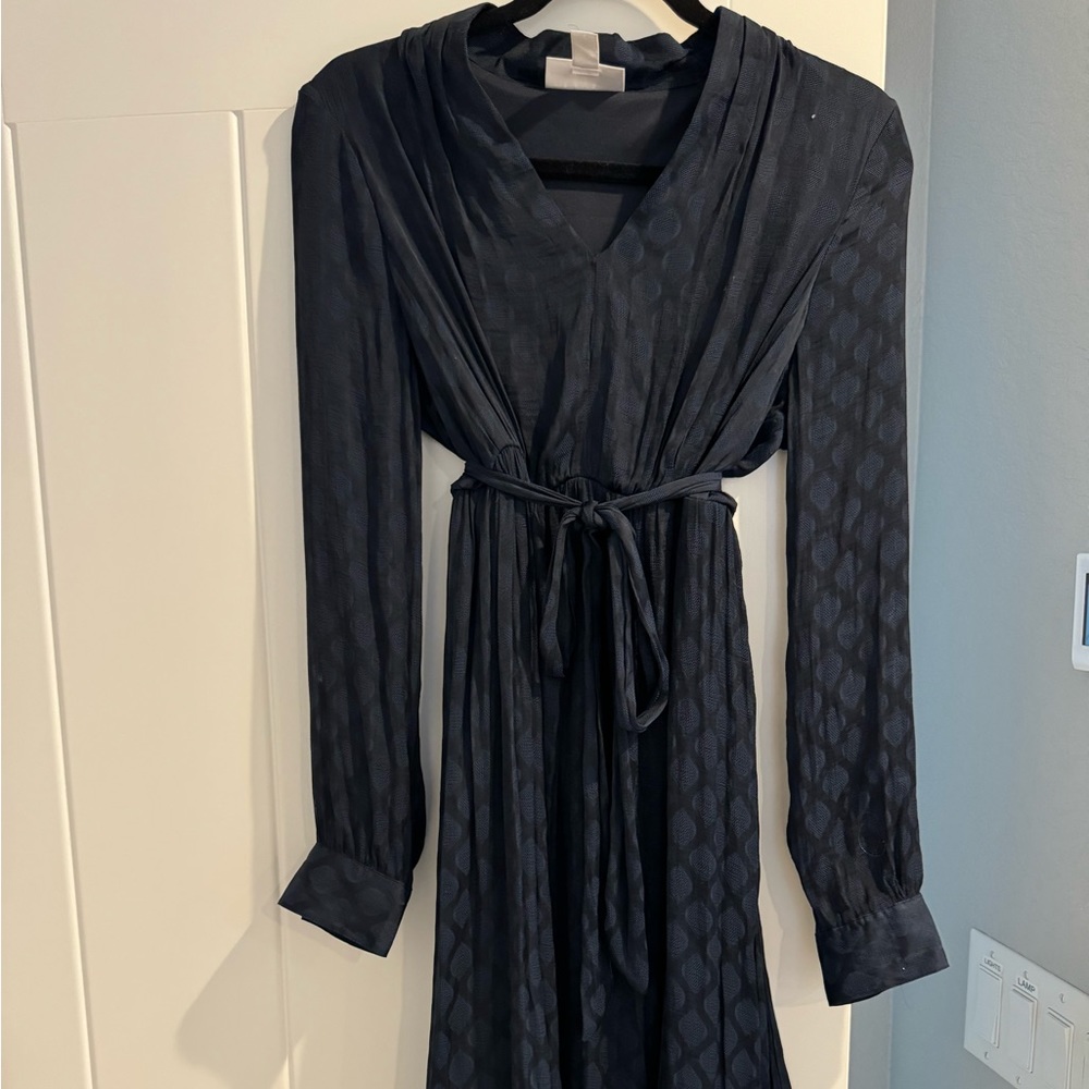 Motherhood Maternity tie waist dress